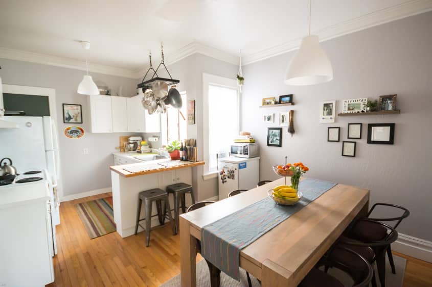 House Tour Cute & Cozy Cole Valley Rental Apartment Therapy